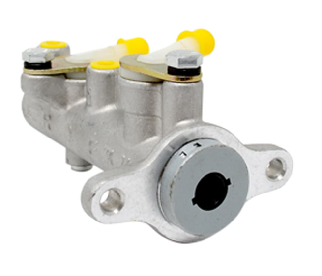 Star Car EV Capella 4-4+2 - Side Mount Master Cylinder